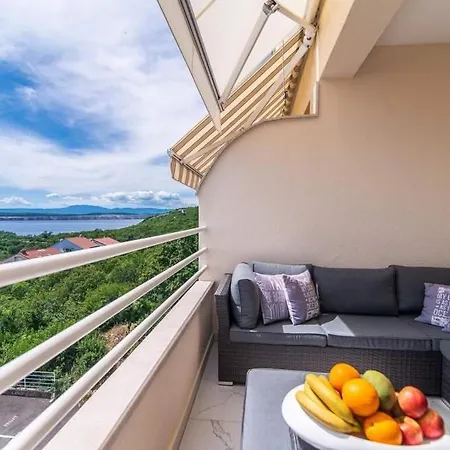 Luxury Queens On Two Floors With A Panoramic Sea View דירה