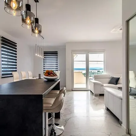 Lejlighed Luxury Queens On Two Floors With A Panoramic Sea View Dramalj