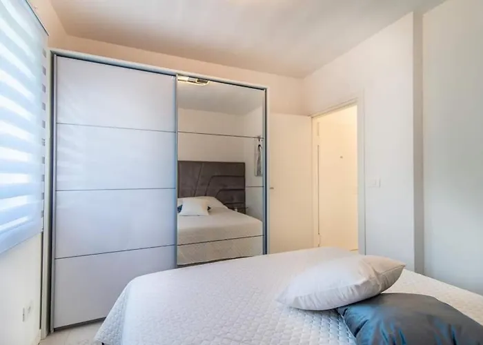 Luxury Queens On Two Floors With A Panoramic Sea View Appartamento Dramalj