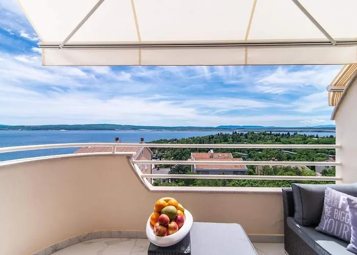 Luxury Queens On Two Floors With A Panoramic Sea View
