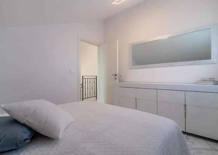 Appartamento Luxury Queens On Two Floors With A Panoramic Sea View Dramalj