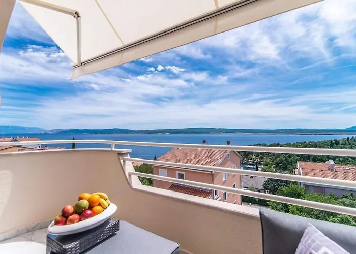 Luxury Queens On Two Floors With A Panoramic Sea View