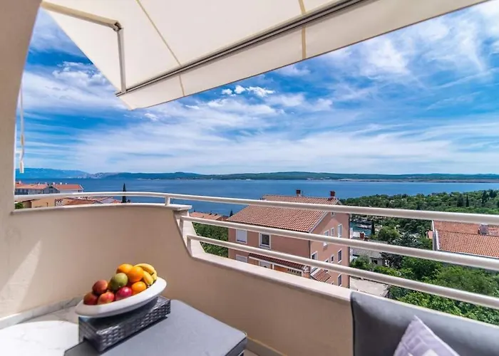 Luxury Queens On Two Floors With A Panoramic Sea View Appartamento